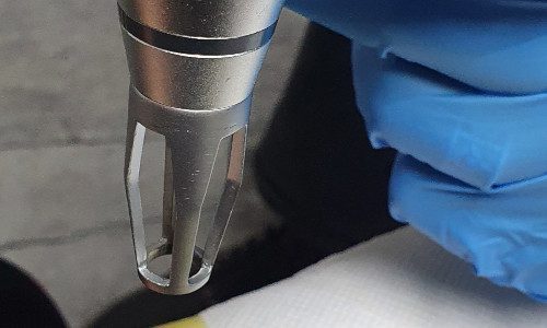 Laserowe usuwanie tatuażu, rozjaśnianie tatuażu, usuwanie makijażu permanentnego, laser pikosekundowy | PROPAGANDA TATTOO & PIERCING | Studio tatuażu i piercingu Poznań. Sklep biżuteria do piercingu Poznań. Szkolenia z piercinu Poznań. Laserowe usuwanie tatuażu Poznań.